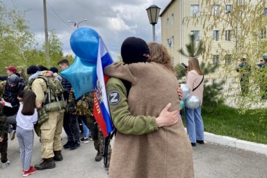 В Волгограде встретили вернувшихся участников спецоперации на Украине